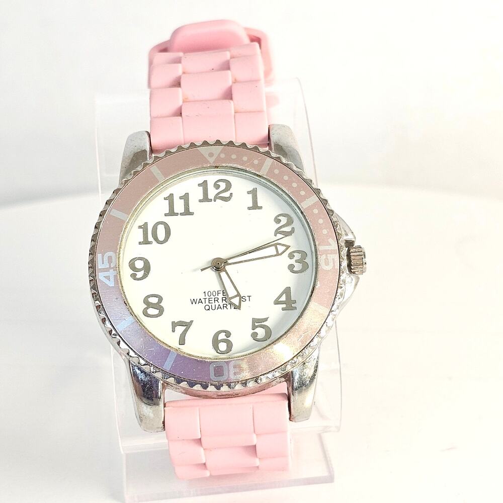 Pink Silicone Women's Quartz Watch 38mm Case White Dial Silver-Tone Bezel Tested